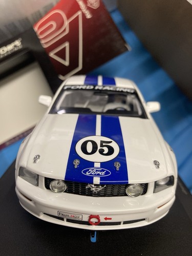 Ford mustang 2005 - ford, fr500c